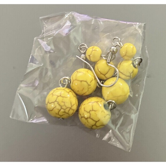 Women's Earrings Beaded Necklaces Dangle Set Yellow Howlite Beads 20" - Picture 4 of 4